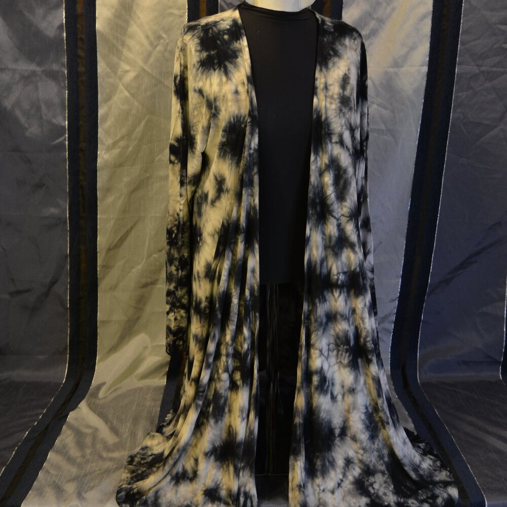Torrid Super Soft Knit Tie Dye Black and White Cardigan Waterfall Sweater Sz 1